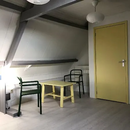 Holiday home Rijksmonumentale Stadswoning In Oranjestad Buren